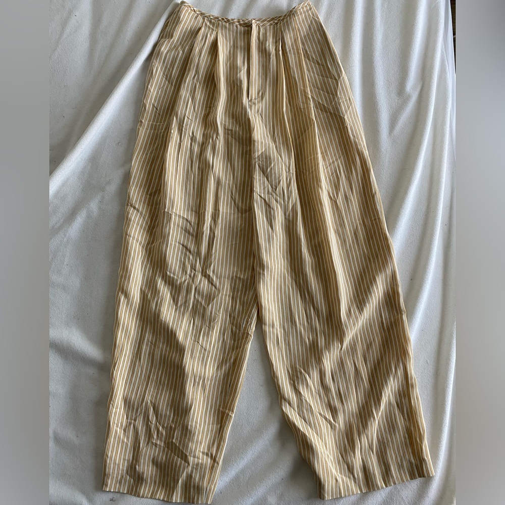 Ellen Tracy White and Yellow 100% Silk Pants
